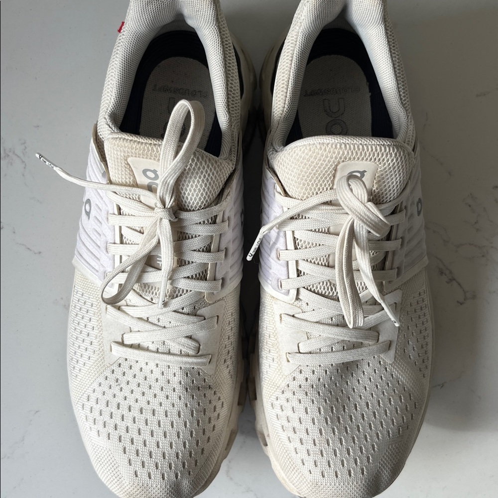 On Running Shoes - Picture 6 of 8